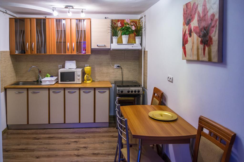 Fantasy Residence Μπρασόβ Δωμάτιο φωτογραφία