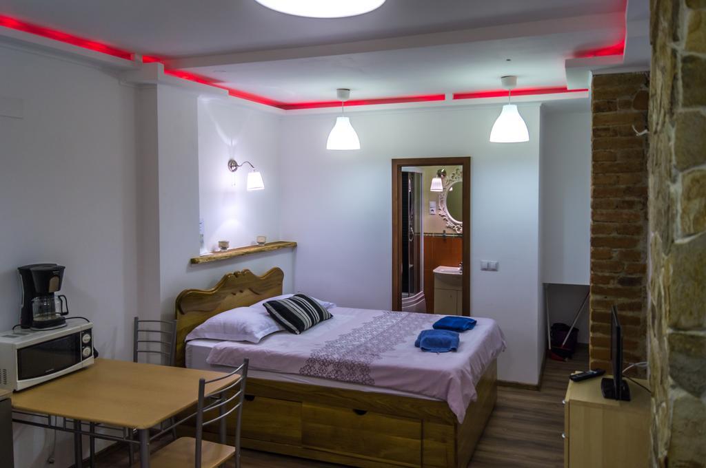 Fantasy Residence Μπρασόβ Δωμάτιο φωτογραφία